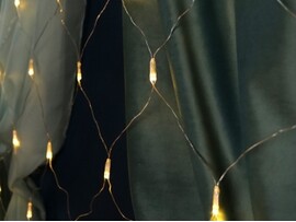 Гирлянда ЗАНАВЕС 1,5*1,5 м, 120 белых ламп, прозрачная нить, 8 режимов НУ-3655 доставка оптом в Донецк