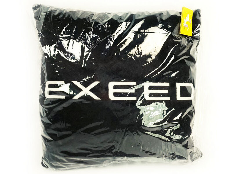 Донецк игрушка оптом Подушка-игрушка Exeed черная 35х35см CRL-029