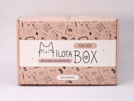 Сувенирная коробка MilotaBox "Fox Box" с набором подарков-сюрпризов 28*18*9 см доставка оптом в Донецк
