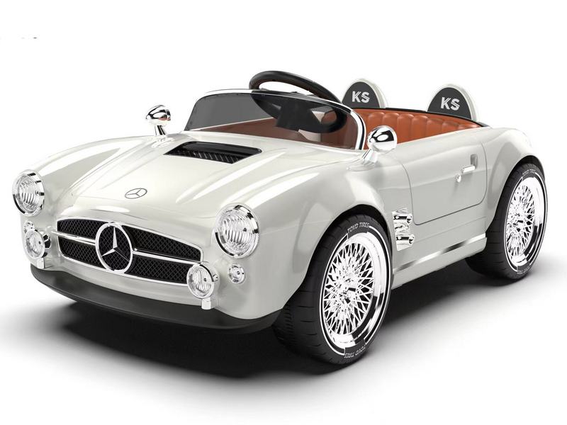 Электромобиль Mercedes Ретро на р/у  БЕЖЕВЫЙ 16/015 (свет, звук, USB+Bluetooth+MP3, аккум. 12V, 20А, колеса пластик, сиденье кожа, открыв. двери, качается, до 25 кг)