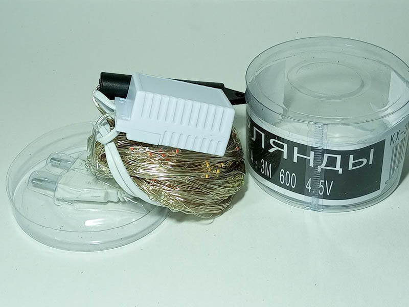 Гирлянда-нить "Конский хвост" 600 ламп, 20 лин., 3 м, прозр. провод. KX-3M-600L