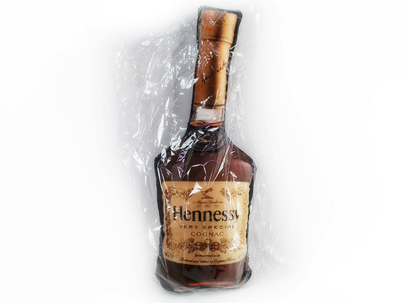 Донецк игрушка оптом Подушка-игрушка Бутылка Хенеси 65х25 см VPD-002