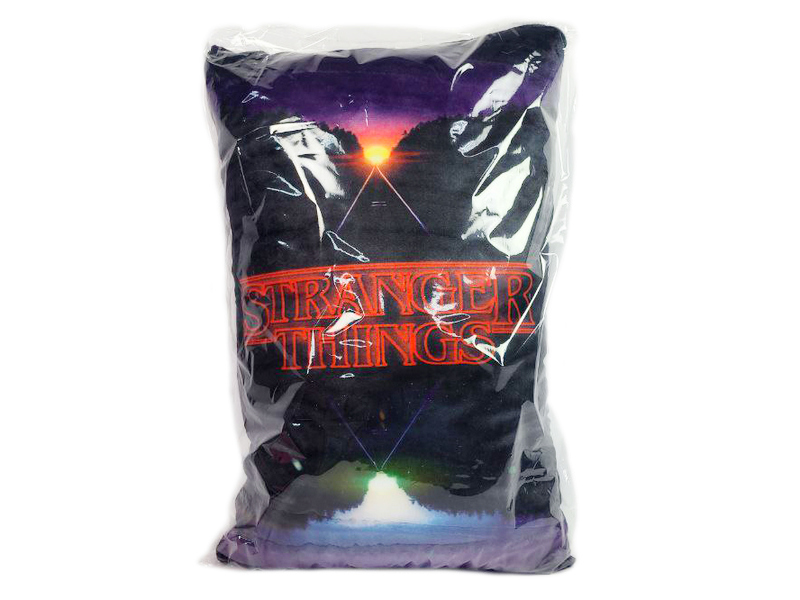 Донецк игрушка оптом Подушка-игрушка Очень странные дела 49х29см VPD-010-1